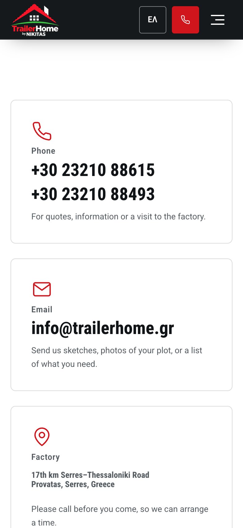Des cartes de contact sur téléphone : deux numéros de téléphone en grands caractères, l'adresse e-mail avec une note invitant à envoyer croquis et photos du terrain, et le début de la carte avec l'adresse de l'usine.